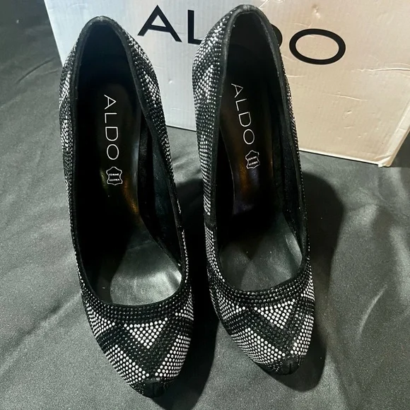 ALDO Chevron Bedazzled Heels​ - Picture 5 of 10